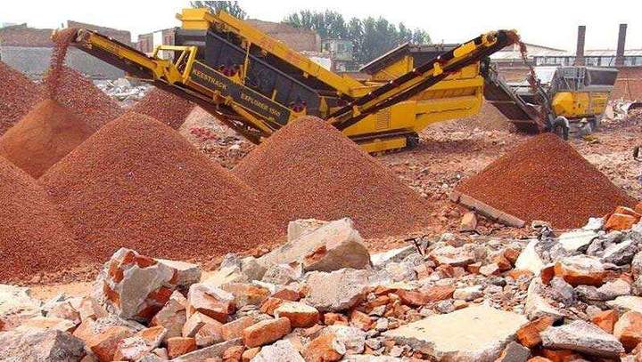 ���͹̏U����C